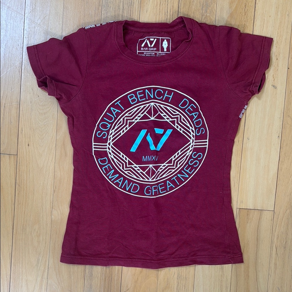A7 Women’s Bar Grip shirt Small